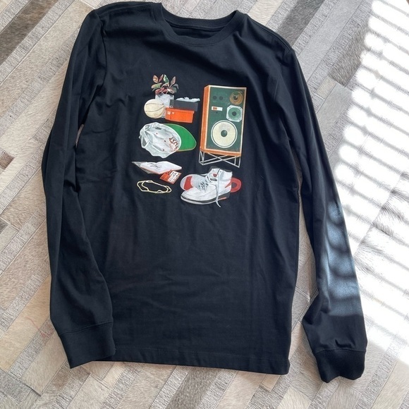 Jordan Black Shirt w/Graphics - Picture 3 of 5